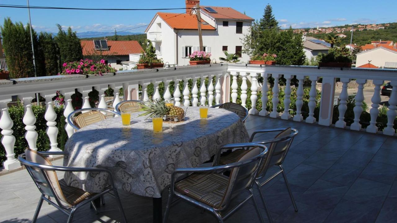Apartments Ravlic Ana Malinska Extérieur photo