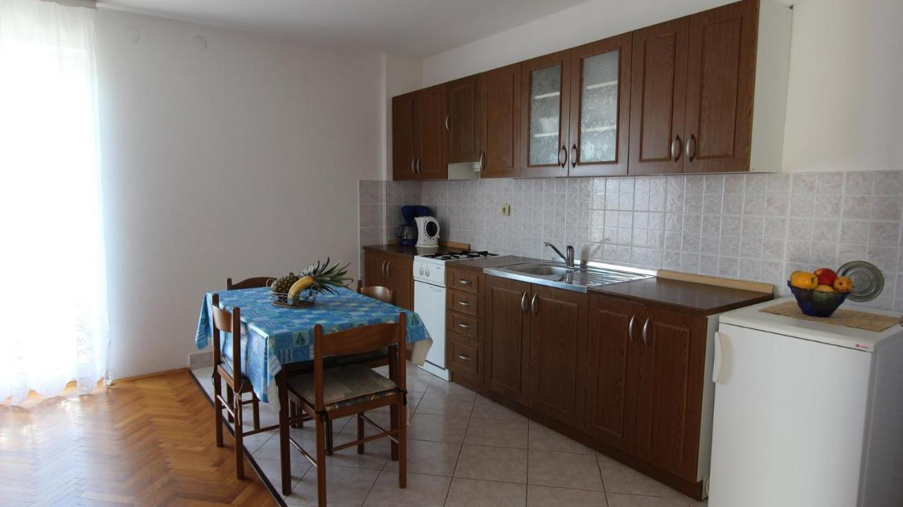 Apartments Ravlic Ana Malinska Extérieur photo